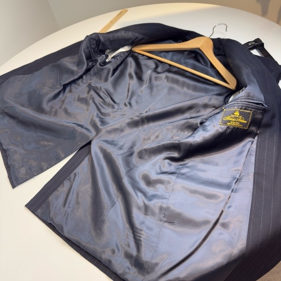 Brooks Brothers Navy Blue Striped Wool Blazer Size 41R - Picture 3 of 7